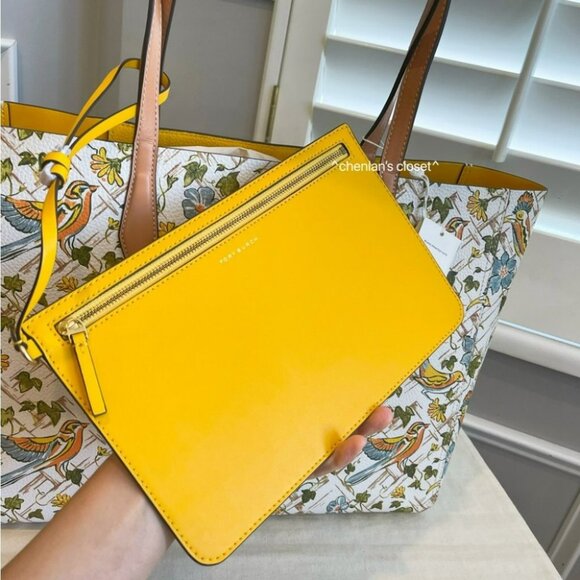 🔥NeW! Tory Burch Blake Print Tote - Picture 9 of 13